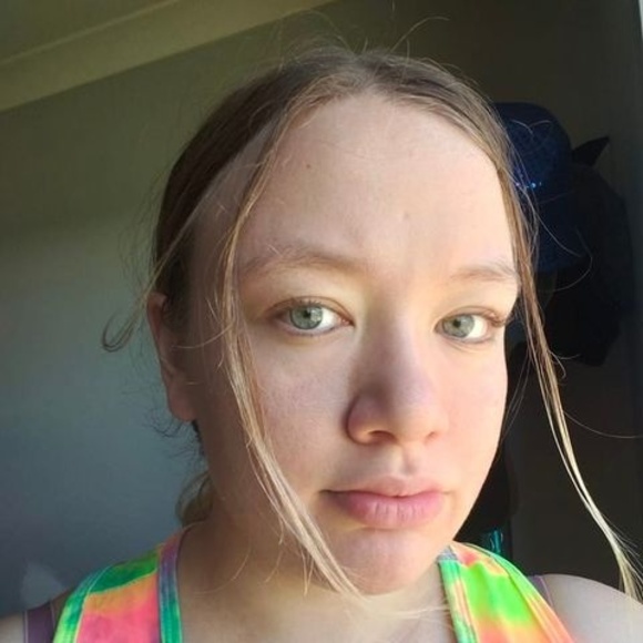 Profile Picture of Shakira Densley (@shakiradensley) on Poshmark