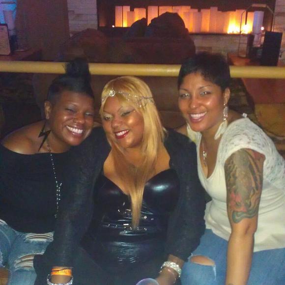 Profile Picture of Aisha Nicholson-simms (@aishasimms) on Poshmark