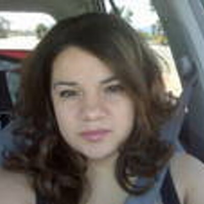 Profile Picture of Vanessa Riesgo (@@benness1) on Twitter