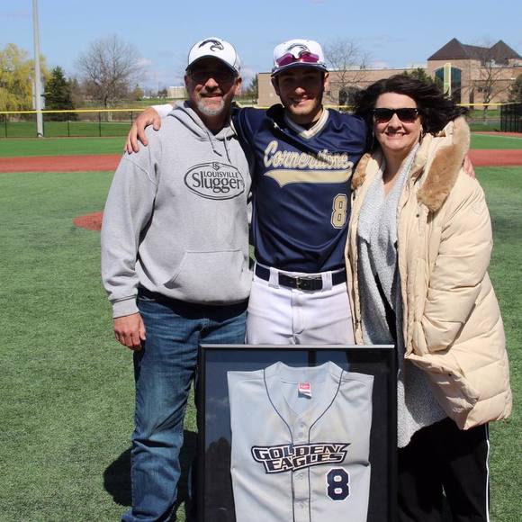 Profile Picture of Aaron Krupansky (@akrupansky12) on Poshmark