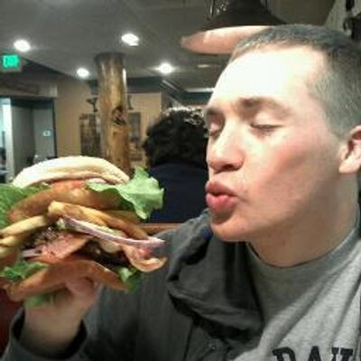 Profile Picture of Kyle (@KyleHopson) on Twitter