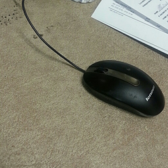 Profile Picture of Carlos Reyes (@fernando4063) on Poshmark