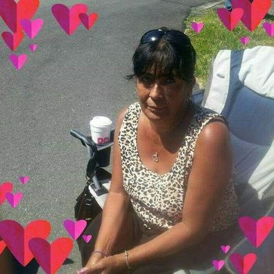 Profile Picture of Julia Velazquez (@juliavelazquez1) on Twitter