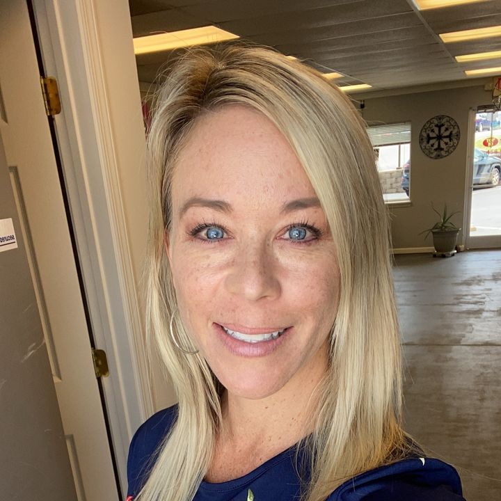 Profile Picture of Lora Gunter (@lorarose812) on Tiktok