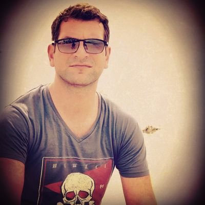 Profile Picture of Reza Zolfaghari (@RezaZolfaghar10) on Twitter