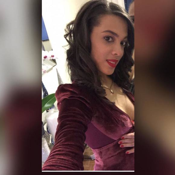 Profile Picture of Nersy Rosario ogando (@techi97) on Poshmark