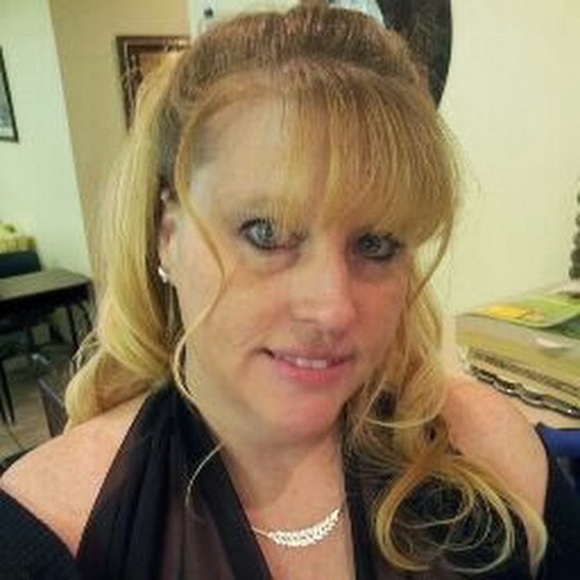 Profile Picture of Christy Himes (@christy12575) on Poshmark