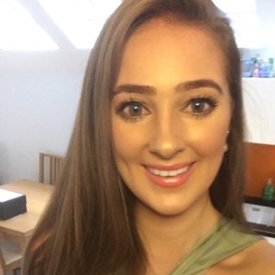 Profile Picture of Claire McElroy (@mcelroy_claire) on Twitter