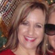 Profile Picture of Kelly McFarland (@kmac524) on Youtube