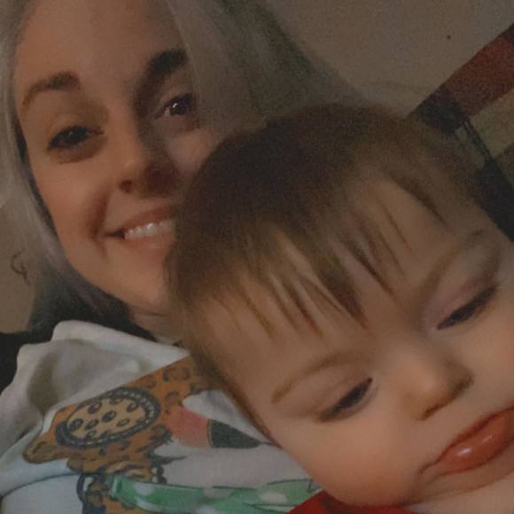 Profile Picture of Ariel Budka (@arielbudka) on Poshmark