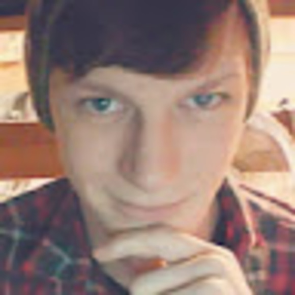 Profile Picture of Ian Feenan (@inoremember) on Poshmark