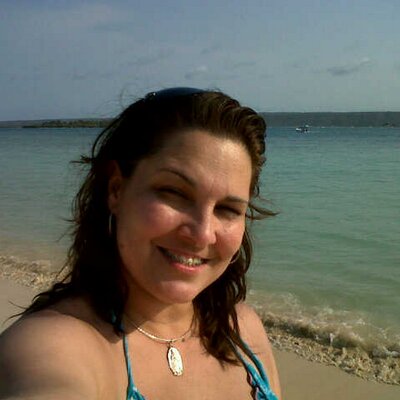 Profile Picture of Maria Colmenares (@devergaramar) on Twitter