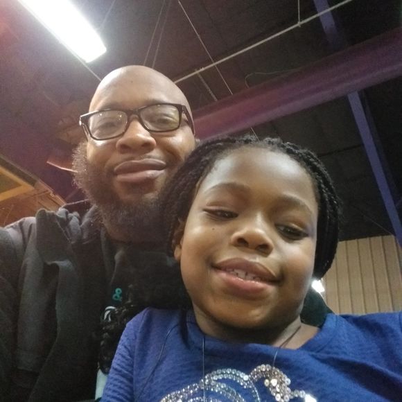 Profile Picture of Myshun Mayhue (@myshunmayhue) on Poshmark