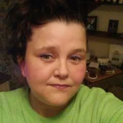 Profile Picture of Miranda Hutchins (@ivyrayne16) on Twitter