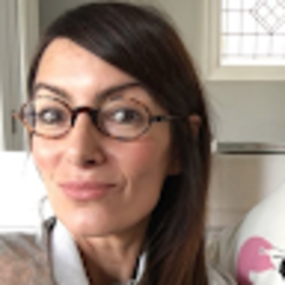 Profile Picture of Isabel Casanova (@isablcasanova) on Poshmark