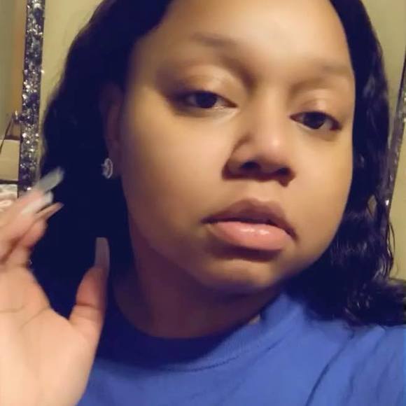 Profile Picture of Alexandria Lasha (@itsaleexxxx) on Poshmark