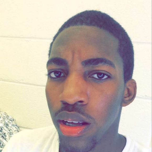 Profile Picture of Letavus Parker (@taeparker) on Poshmark