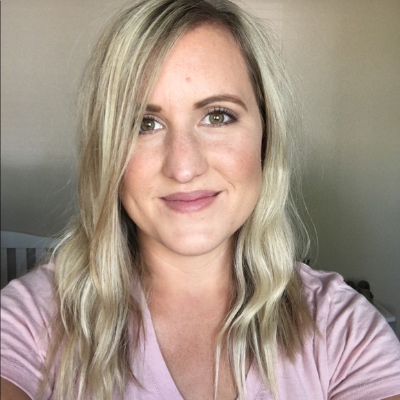 Profile Picture of Heather Mcculley (@hmcculley5) on Poshmark