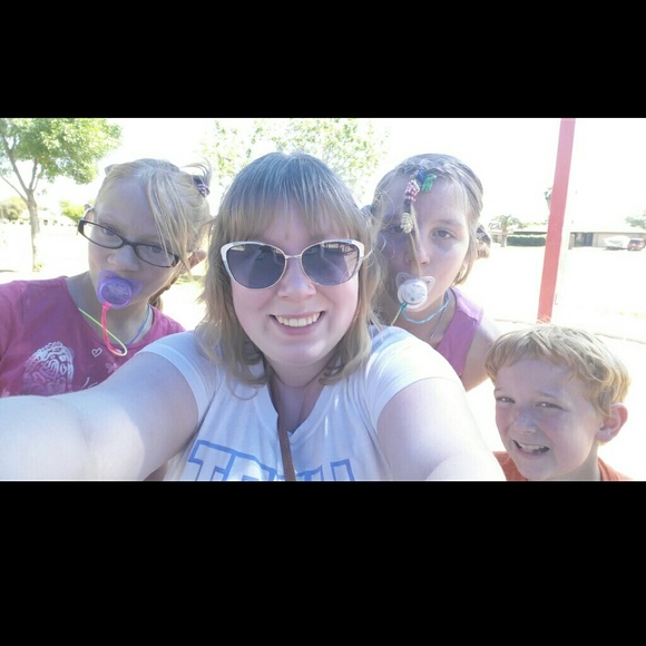 Profile Picture of Kayla Torry (@kst626) on Poshmark