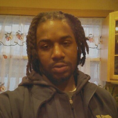 Profile Picture of Jayson Bell (@Flatbushnicca82) on Twitter