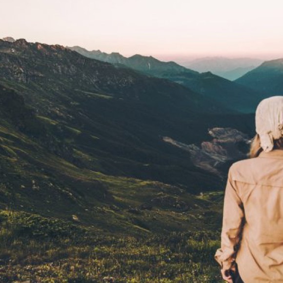 Profile Picture of Sarah Colodny (@mocolo812) on Poshmark