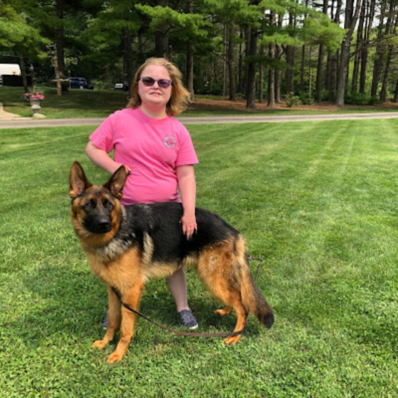 Profile Picture of Paige Krause (@pmak2002) on Poshmark