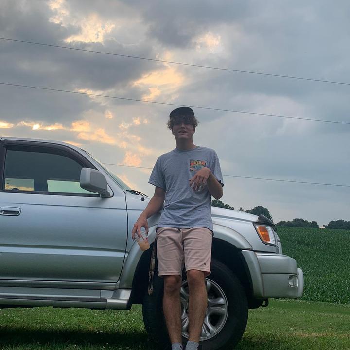 Profile Picture of Jeremy Hall (@@jeremy.hall8) on Tiktok