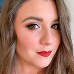 Profile Picture of Caroline (@lemonde2caro) on Instagram
