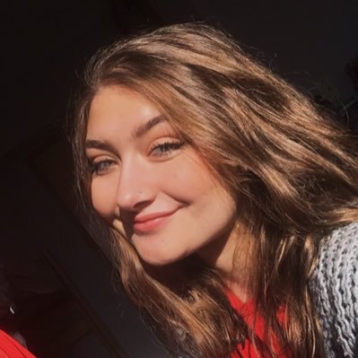 Profile Picture of Clara Leckwee (@ClaraLeckwee) on Twitter