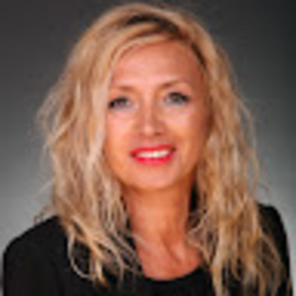 Lana Panfilova - Poshmark Profile Picture of Lana Panfilova (@lana_panfilova) on Poshmark