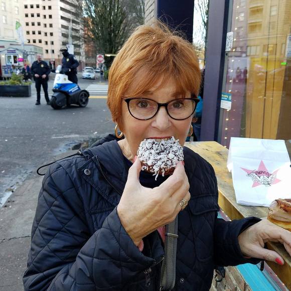 Profile Picture of Marsha Gandin (@tingrin) on Poshmark