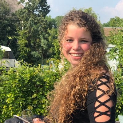 Profile Picture of Anne Van Den Berg (@AnneVandenber17) on Twitter