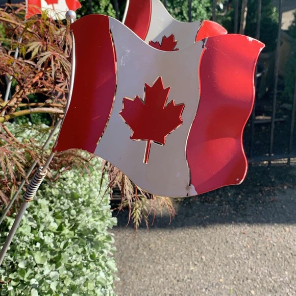 Profile Picture of Salpi Mgrdichian (@salpim) on Poshmark