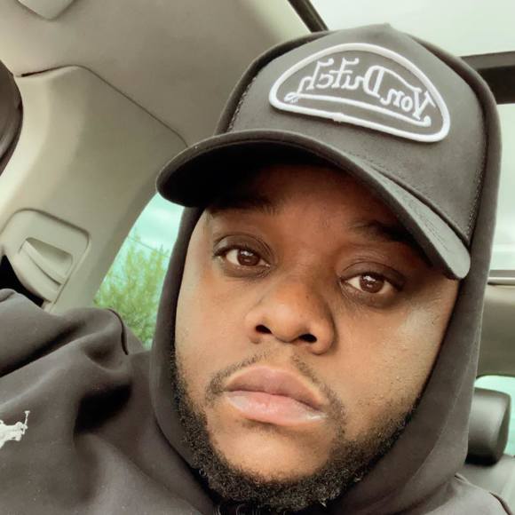 Profile Picture of Eugene Thomas (@eugenet7870) on Poshmark