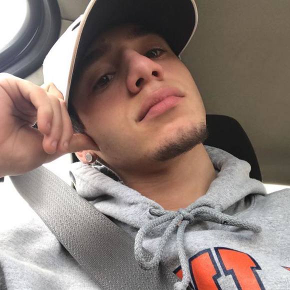 Profile Picture of Angelo Benacka (@ab21238) on Poshmark