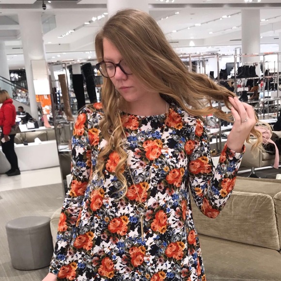 Profile Picture of Ann Coddington (@annmarie326) on Poshmark