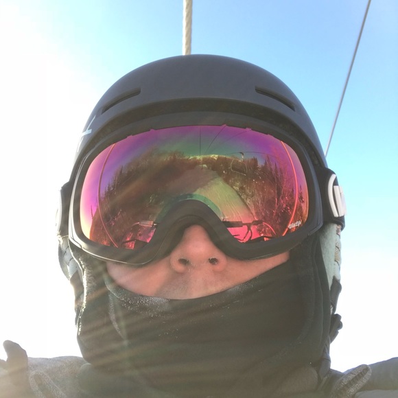 Matt Crowell - Poshmark Profile Picture of Matt Crowell (@mattcrowell) on Poshmark