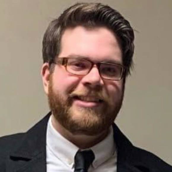 Profile Picture of Luis Olavarria (@luisolavarria) on Poshmark