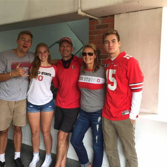 Profile Picture of Misty Vawter (@mistyvawter) on Poshmark