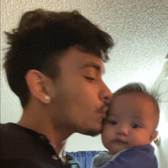 Profile Picture of Andrew Sprowls (@andrewsprowls) on Poshmark