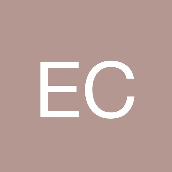 Profile Picture of Eli Cervera (@ecerv) on Poshmark