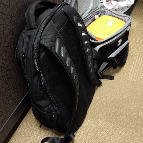 Profile Picture of Travis Tyrer (@tyrert) on Poshmark