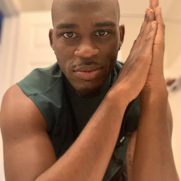 Profile Picture of Avron Gordon (@gordonad) on Poshmark