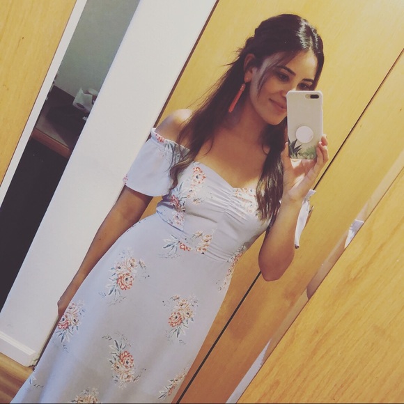 Profile Picture of Jade Dibari (@jade_lm) on Poshmark