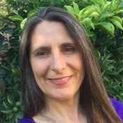 Profile Picture of Laura Conroy (@laurakat68) on Youtube