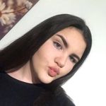 Profile Picture of Tori Curtis (@x.makeup_by_tori.x) on Instagram