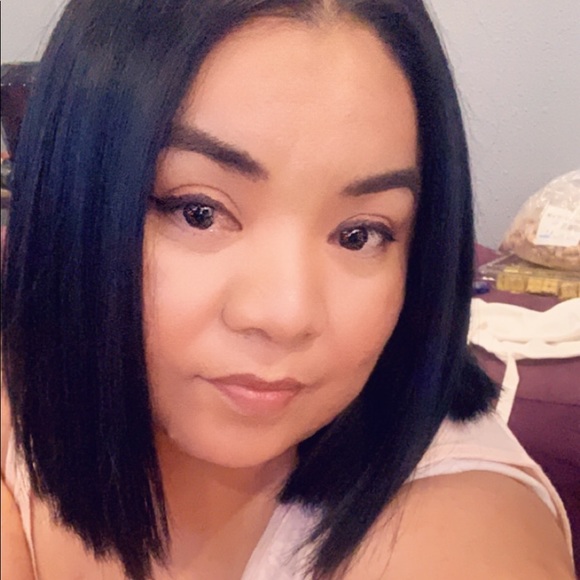 Profile Picture of Maria Silva (@ms693105) on Poshmark