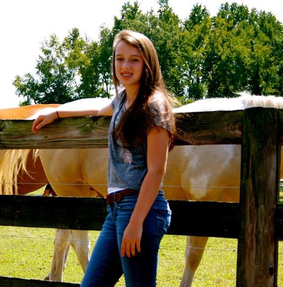 Profile Picture of Beverly Stewart (@carolinagirl725) on Poshmark