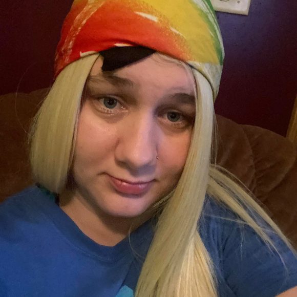 Profile Picture of Rebecca Tipton (@r_tipton) on Poshmark