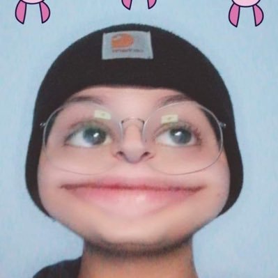 Profile Picture of Benn (@BenLeLamas) on Twitter